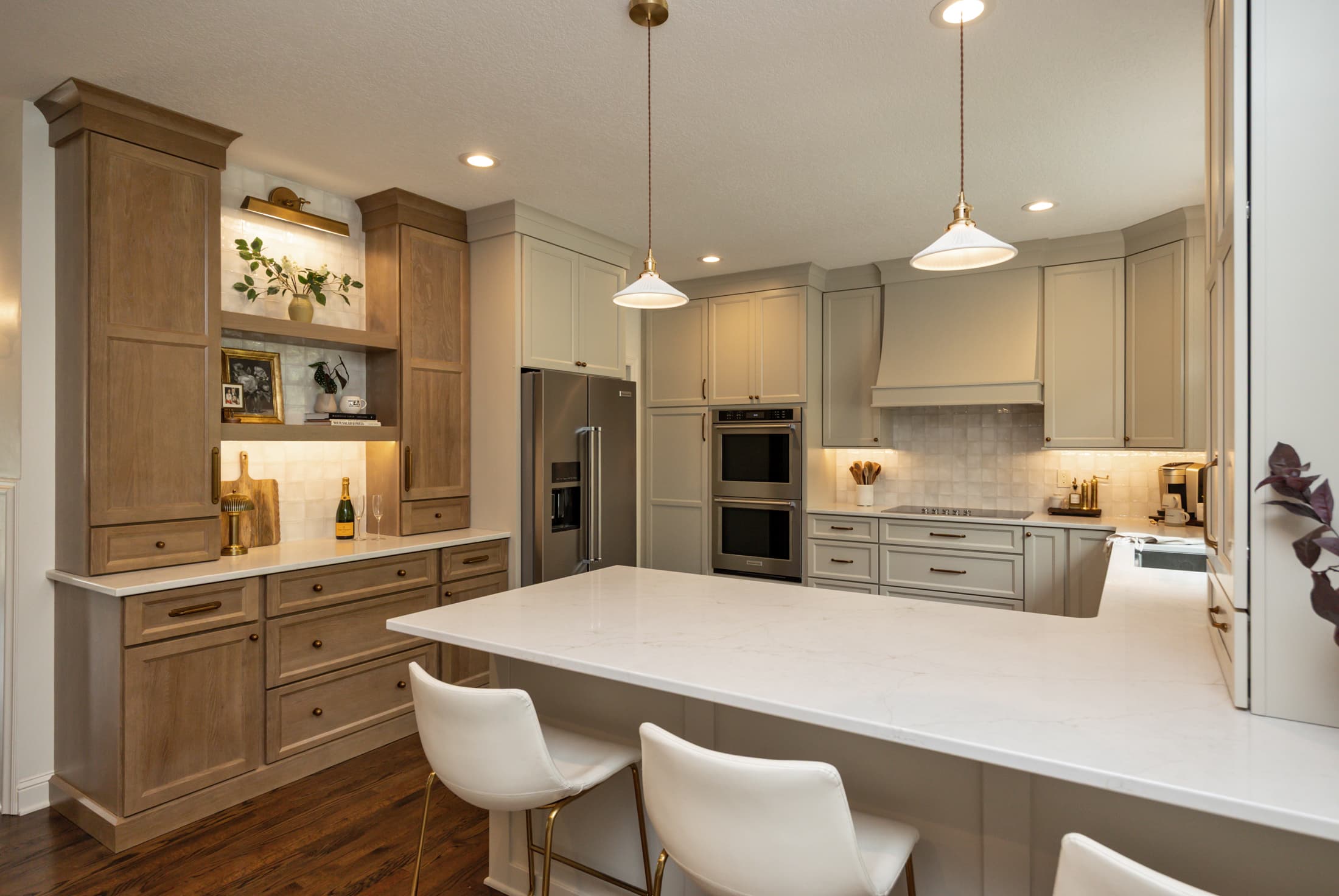 perfecting-your-home-bar-wine-bar-ideas-and-wet-bar-design-concepts